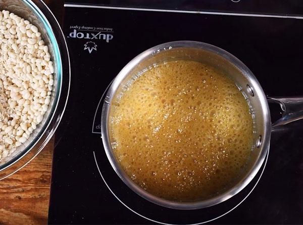 Cinnamon Raisin Oatmeal Bars - Step 2